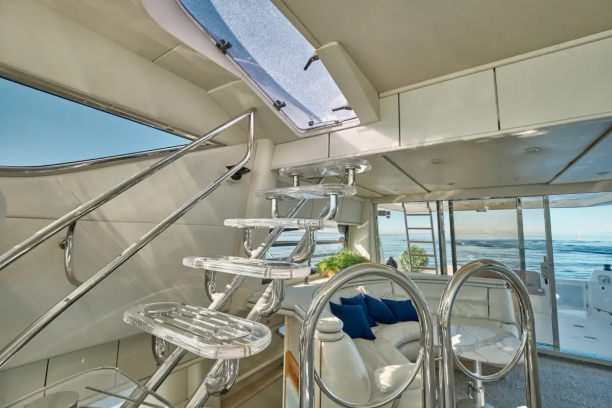 Яхта California 62 image- 16